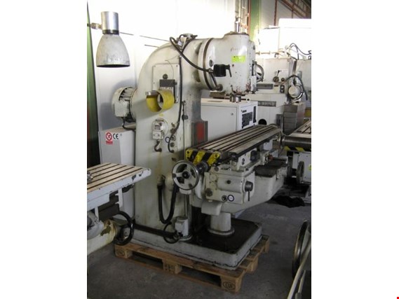 Used TOS FA3V Konsolfräsmaschine for Sale (Auction Premium) | NetBid Industrial Auctions